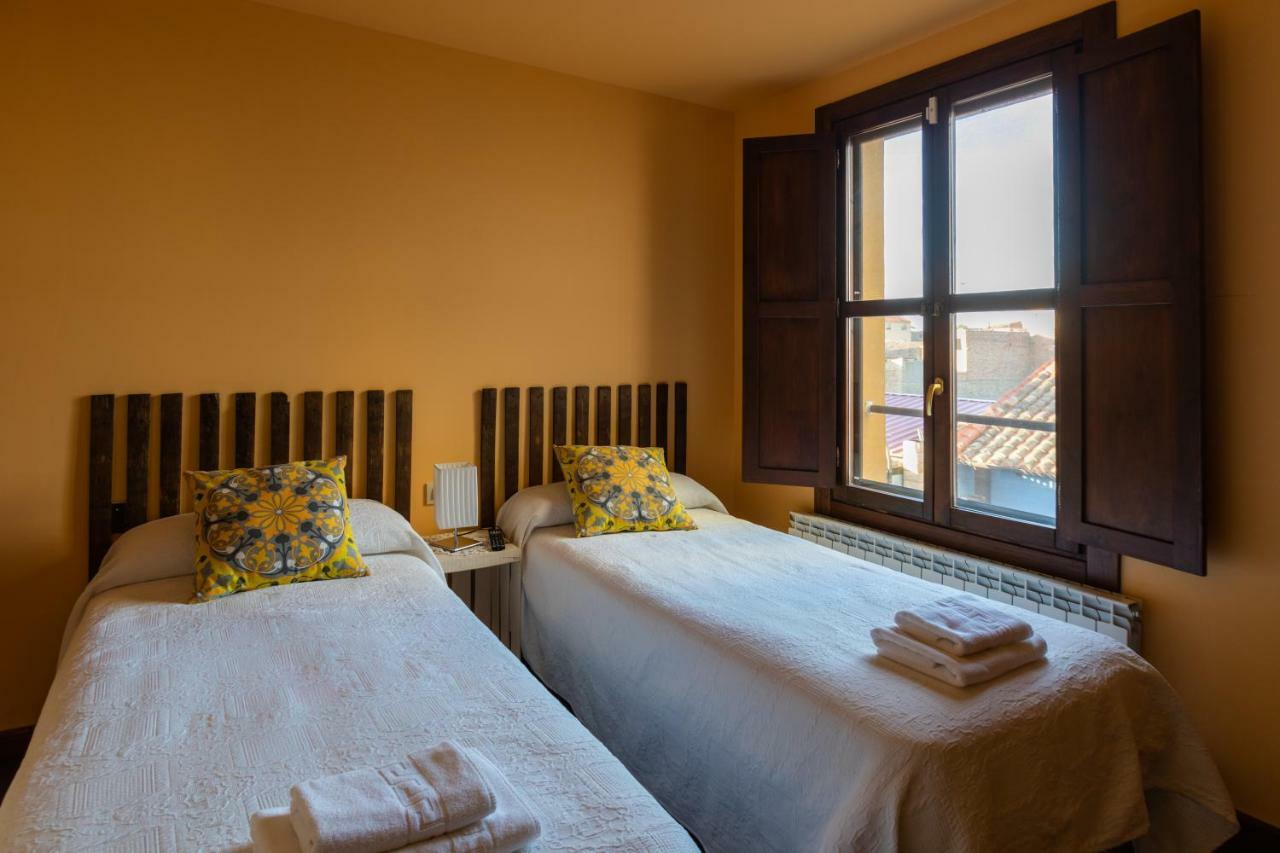 La Casa Azul Guest House Alcanadre ภายนอก รูปภาพ